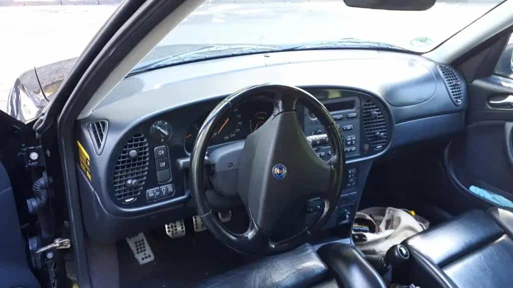 Saab 900 R 900 03/1996-photo-11