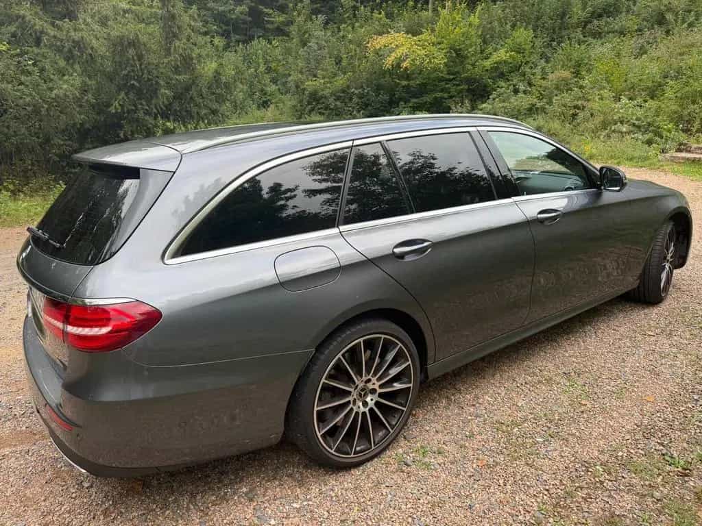 Mercedes-Benz E-Class 400 T-Modell 4Matic 09/2017-photo-4