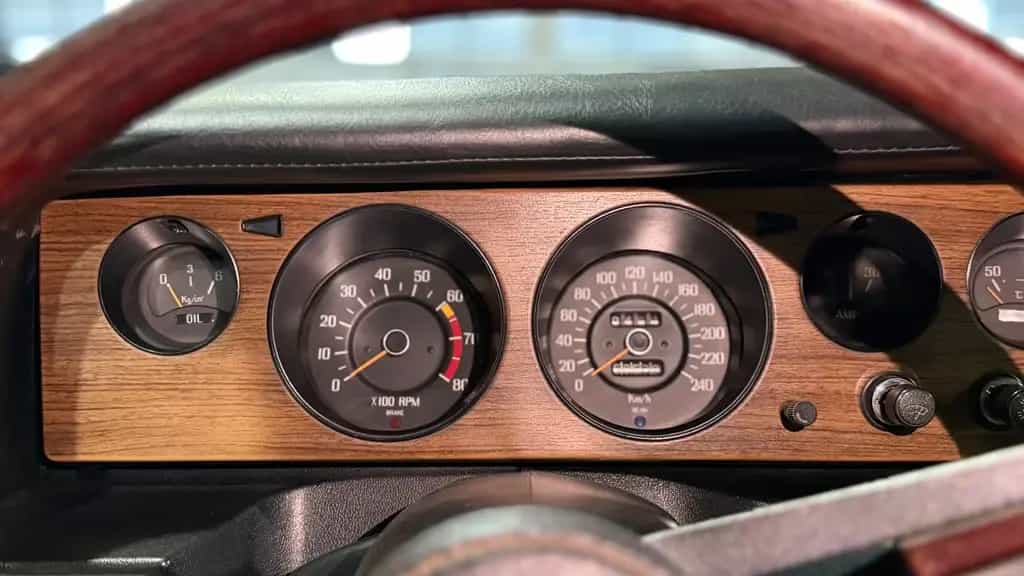 Datsun Other 240K GT 11/1974-photo-12