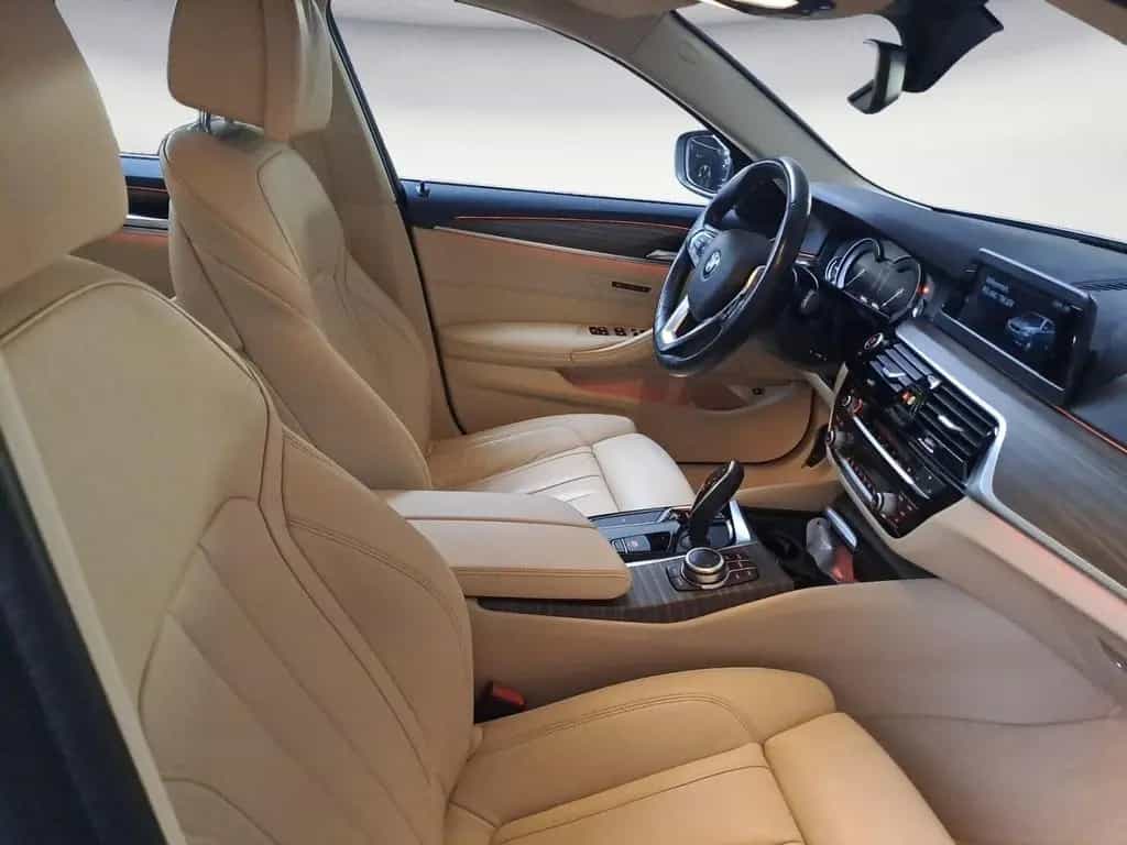 BMW 5 Series 530i Touring Aut. *KAMERA*LED*KLIMA 12/2018-photo-7