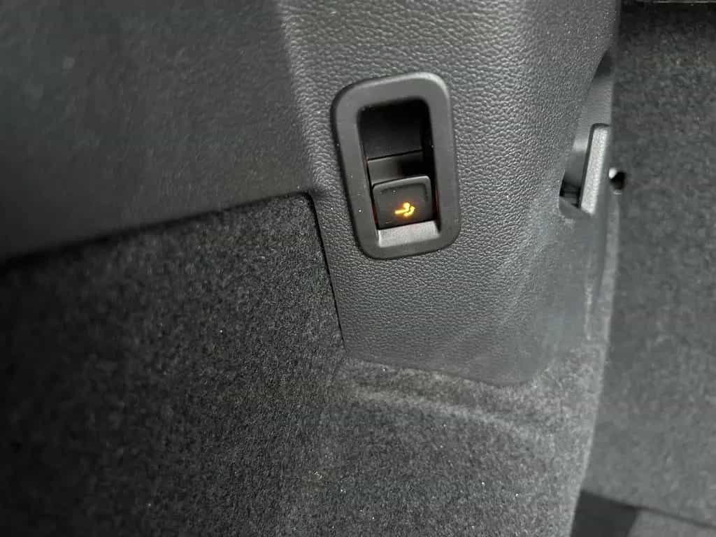 Volkswagen Golf VIII 1.5 TSI ACTIVE +AHK +LED +ACC +RKAM +V 12/2022-photo-15
