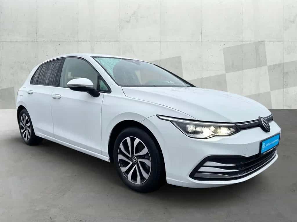 Volkswagen Golf VIII 1.5 TSI ACTIVE +AHK +LED +ACC +RKAM +V 12/2022-photo-3