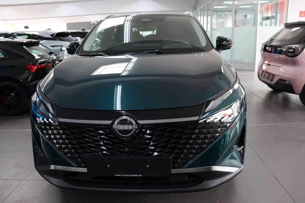 Nissan Qashqai 1.3 AT N-Connecta Navi,LED,TLeder SOFORT 01/2026-photo-1