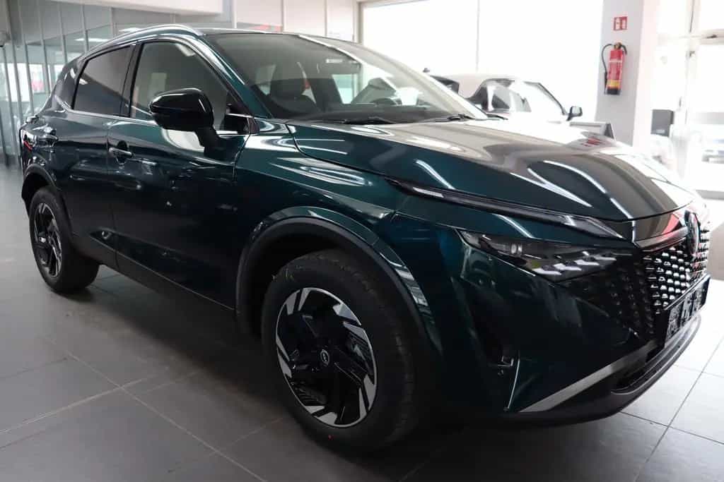 Nissan Qashqai 1.3 AT N-Connecta Navi,LED,TLeder SOFORT 01/2026-photo-2