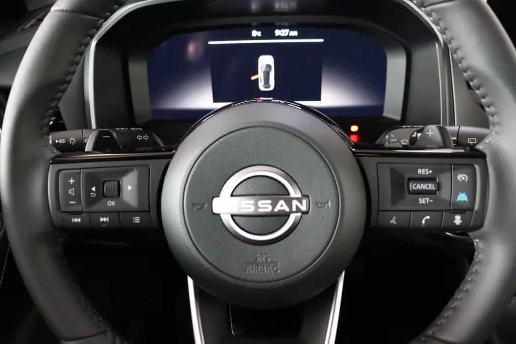 Nissan Qashqai 1.3 AT N-Connecta Navi,LED,TLeder SOFORT 01/2026-photo-8