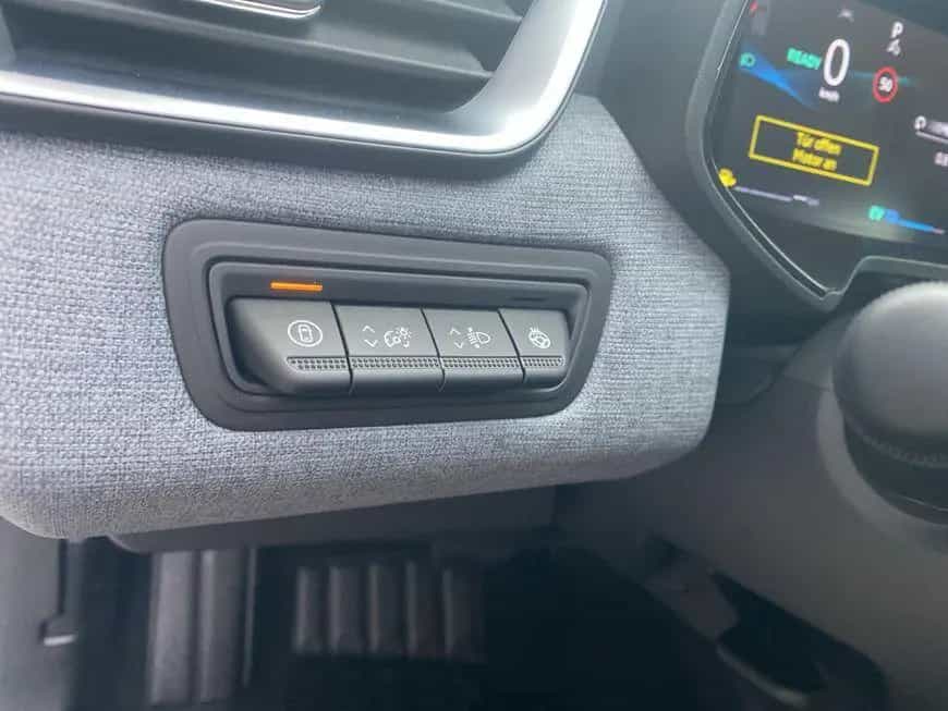 Mitsubishi Colt 1.6 Hybrid PLUS 105 kW, 5-türig 11/2025-photo-23