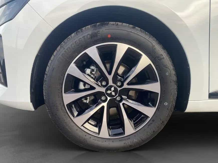 Mitsubishi Colt 1.6 Hybrid PLUS 105 kW, 5-türig 11/2025-photo-27