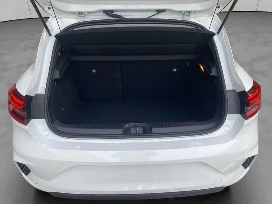 Mitsubishi Colt 1.6 Hybrid PLUS 105 kW, 5-türig 11/2025-photo-4