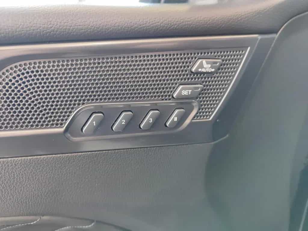 Ssangyong REXTON 2.2D Sapphire 4WD AT Elegance Leder|360°| 01/2024-photo-14
