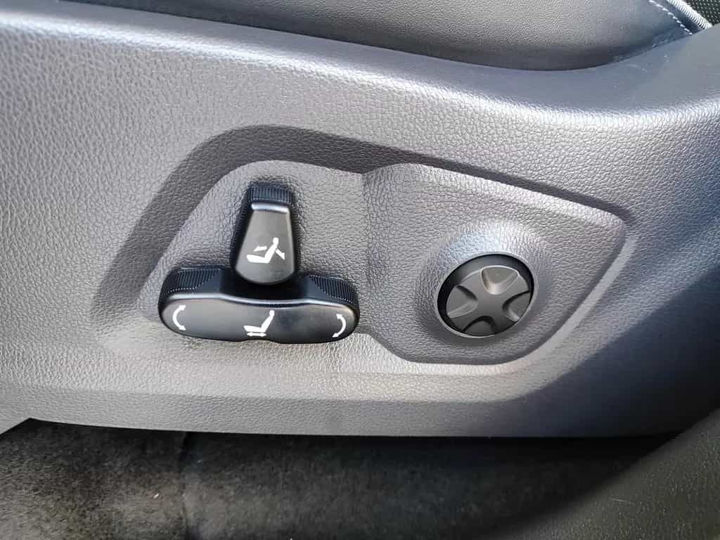 Ssangyong REXTON 2.2D Sapphire 4WD AT Elegance Leder|360°| 01/2024-photo-16