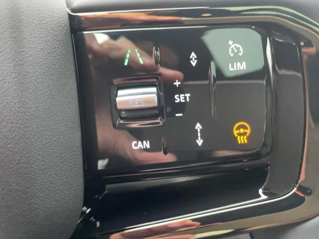 Land Rover Range Rover ROVER EVOQUE D200 Dynamic SE ACC 20 Zoll 01/2026-photo-16