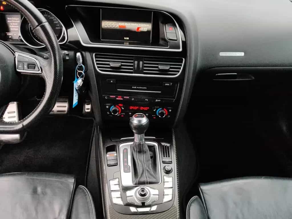 Audi RS5 quattro*Navi*Xenon*Kamera*SitzHZ* 11/2011-photo-12