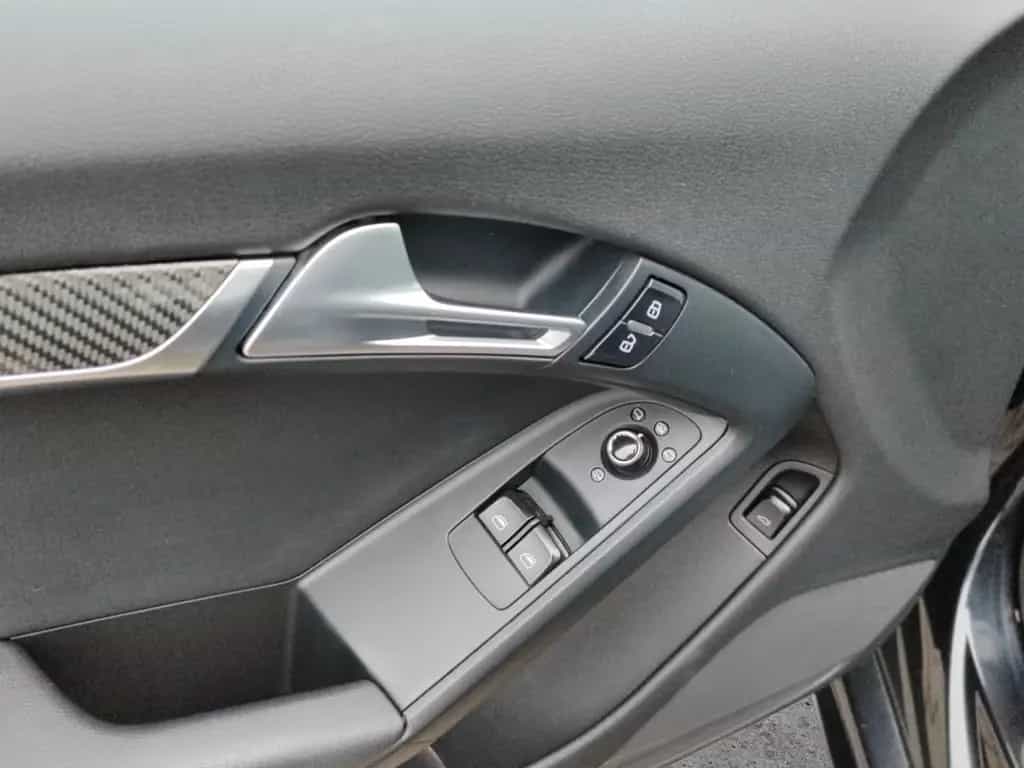 Audi RS5 quattro*Navi*Xenon*Kamera*SitzHZ* 11/2011-photo-13