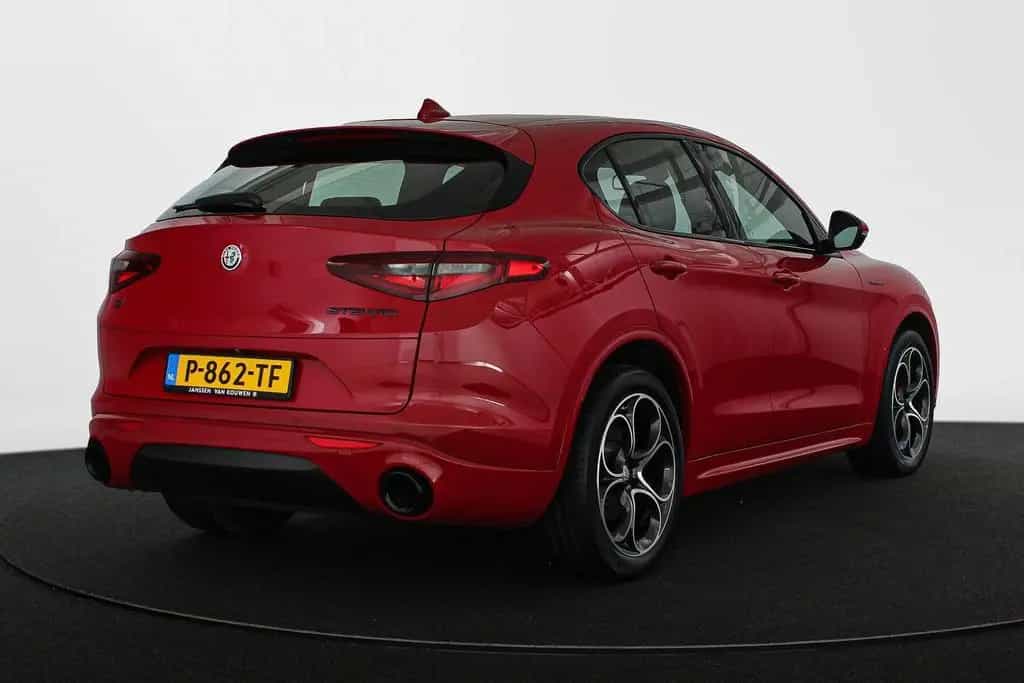 Alfa Romeo Stelvio 2.0T 280pk AWD Veloce 12/2021-photo-2