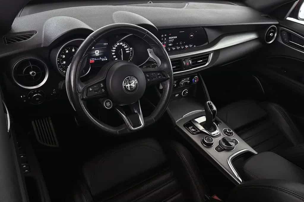 Alfa Romeo Stelvio 2.0T 280pk AWD Veloce 12/2021-photo-4