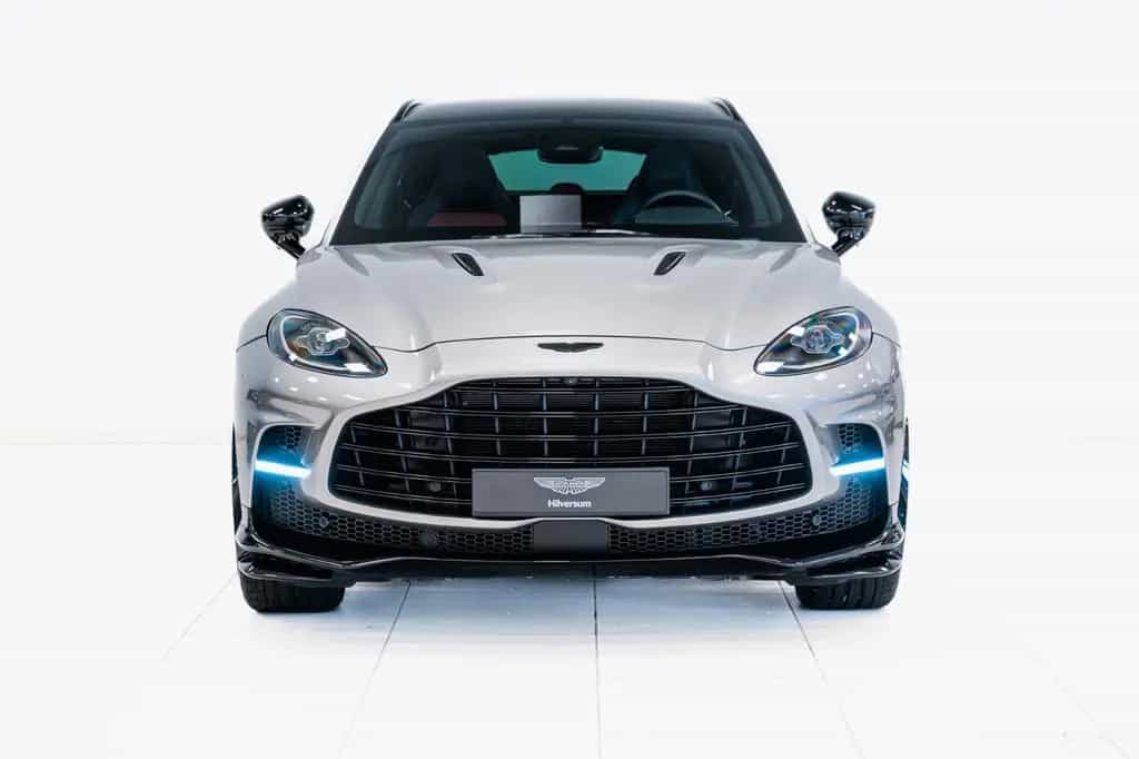 Aston Martin DBX 4.0 V8 DBX707 25MY Duotone Leather 08/2024-photo-1