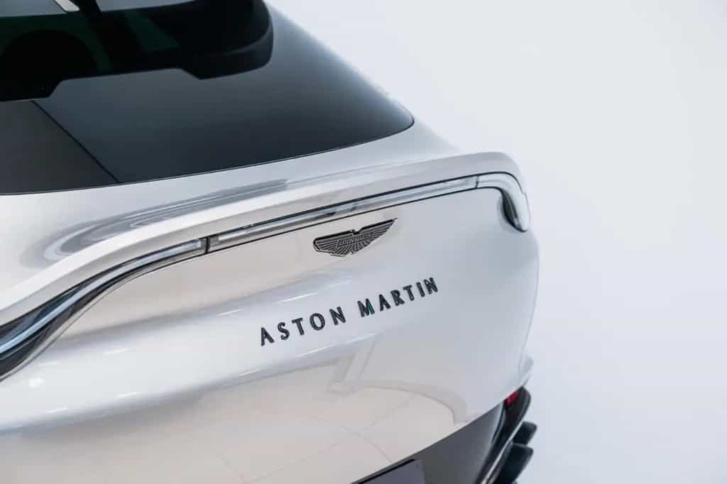 Aston Martin DBX 4.0 V8 DBX707 25MY Duotone Leather 08/2024-photo-10