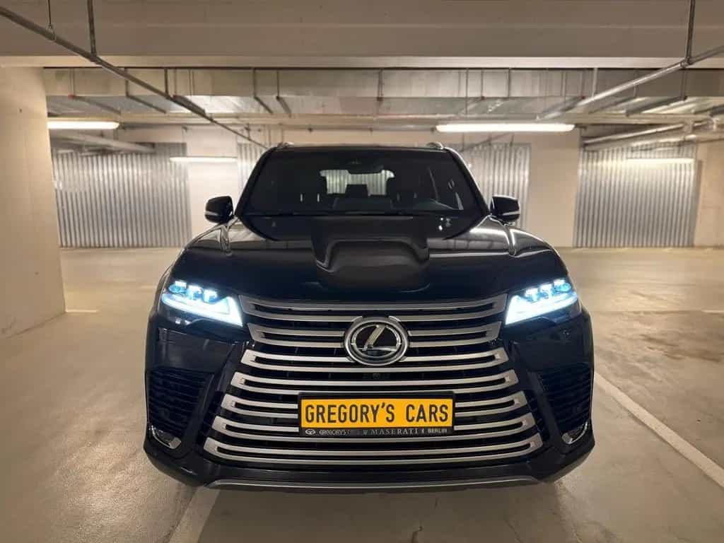 Lexus 2026+SIGNATURE+Full+EU+BERLIN+stock null-photo-2