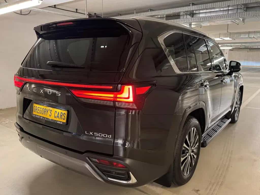 Lexus 2026+SIGNATURE+Full+EU+BERLIN+stock null-photo-7