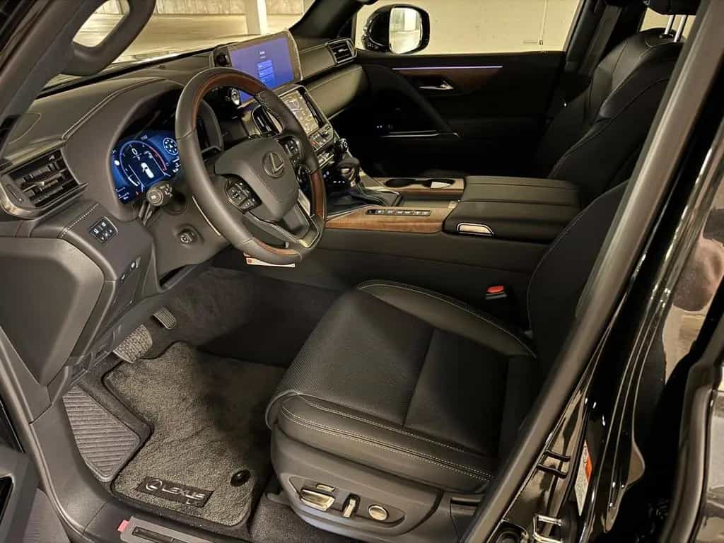 Lexus 2026+SIGNATURE+Full+EU+BERLIN+stock null-photo-9