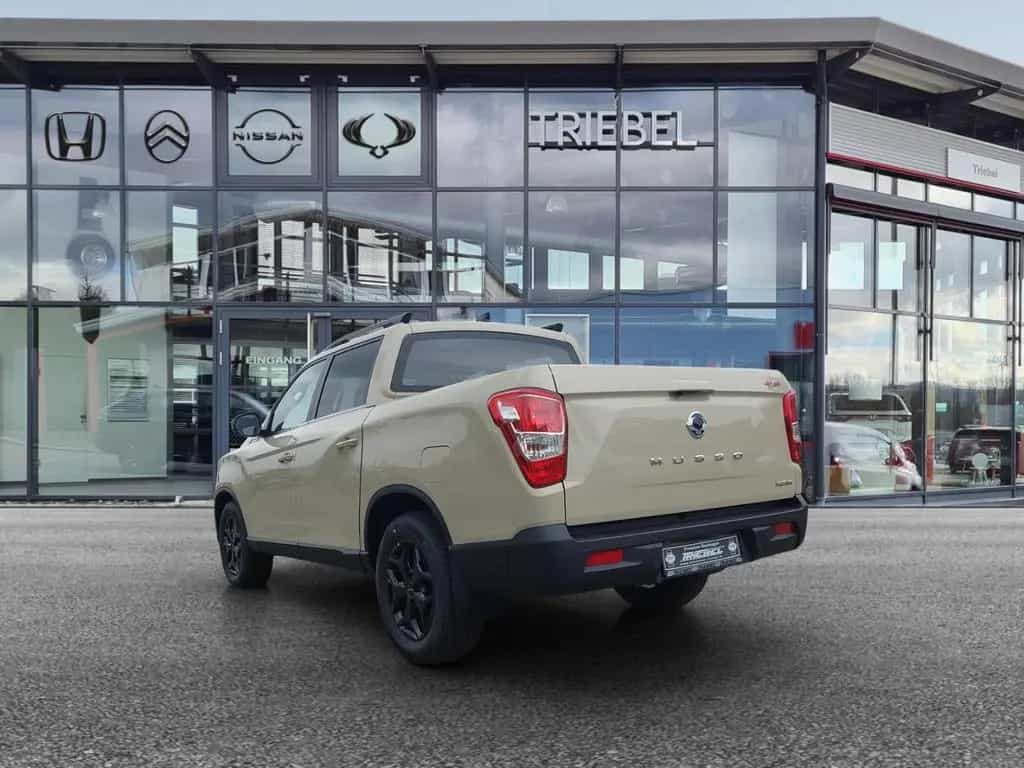 KGM Musso Black 2.2 4WD Navi°Leder°360 RFK°SHZ°ALU°L 02/2026-photo-3