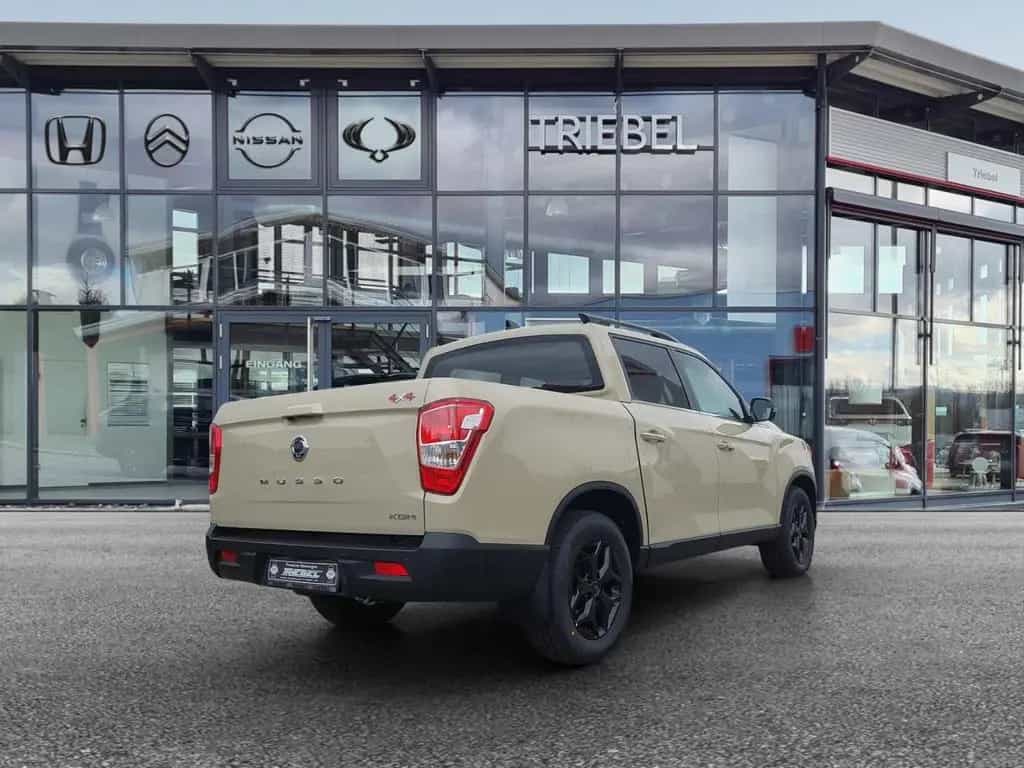KGM Musso Black 2.2 4WD Navi°Leder°360 RFK°SHZ°ALU°L 02/2026-photo-4