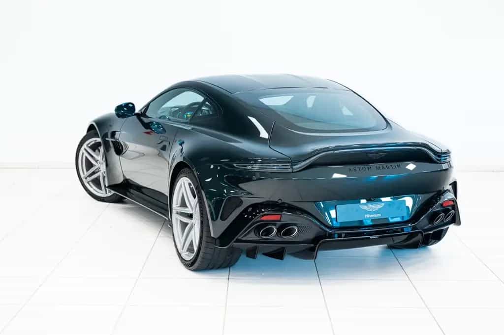Aston Martin V8 Vantage Vantage Coupe 4.0 V8 Ghillies Green NEW 12/2025-photo-2