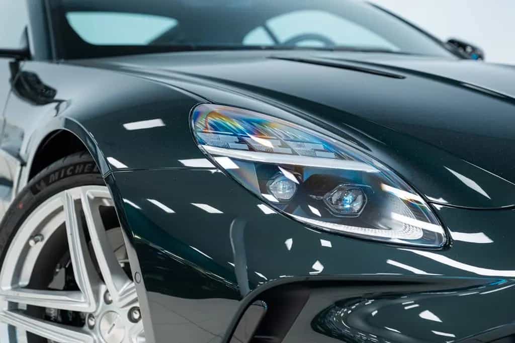 Aston Martin V8 Vantage Vantage Coupe 4.0 V8 Ghillies Green NEW 12/2025-photo-23