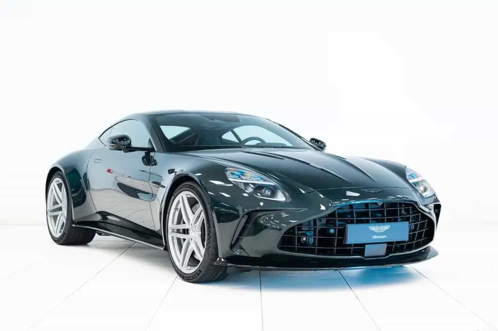 Aston Martin V8 Vantage Vantage Coupe 4.0 V8 Ghillies Green NEW 12/2025-photo-6
