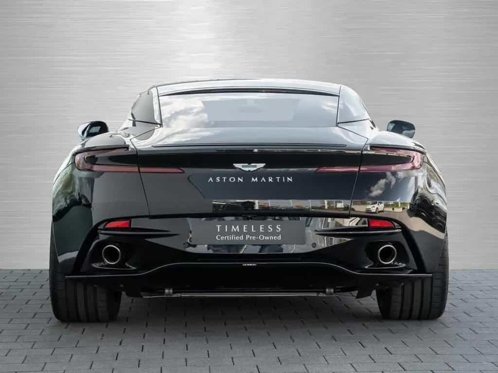 Aston Martin DB12 V8 Coupe Carbon Ceramic Bremsen 03/2024-photo-18