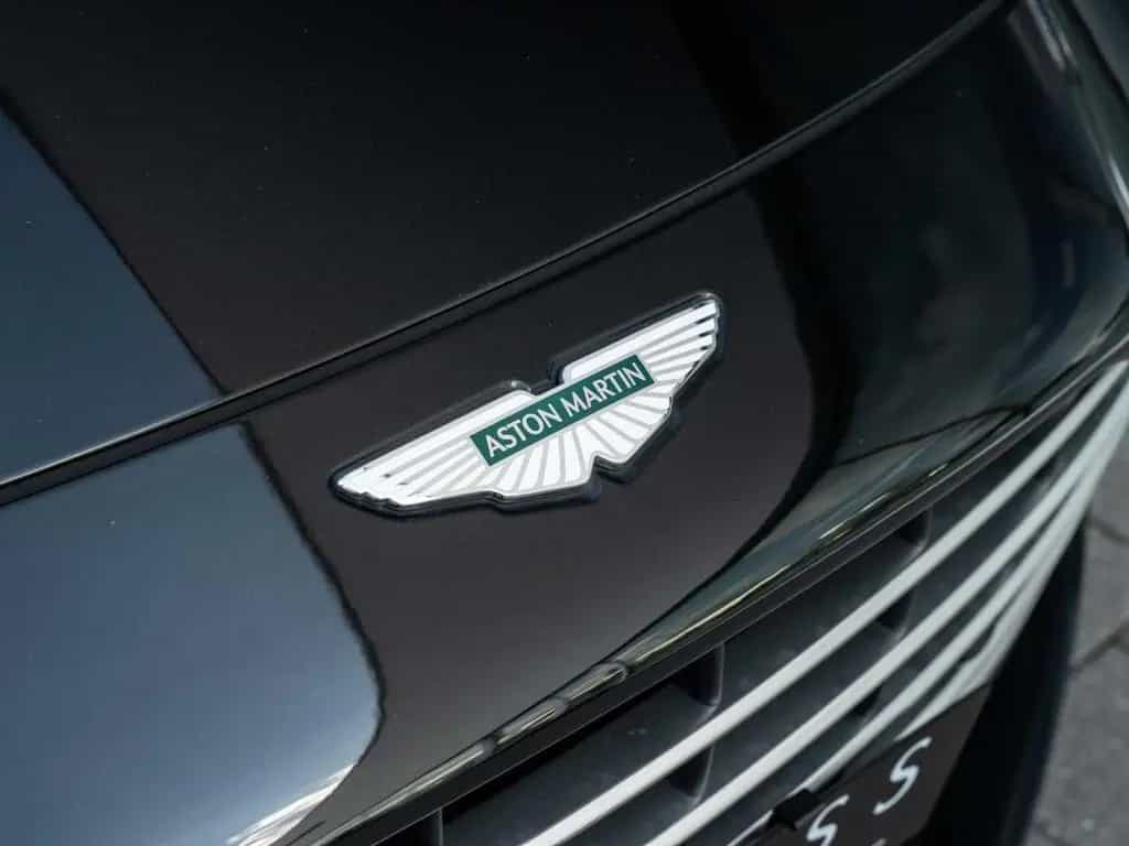 Aston Martin DB12 V8 Coupe Carbon Ceramic Bremsen 03/2024-photo-22