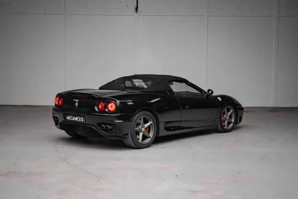 Ferrari 360 Modena Spider *Black/Tan* 01/2004-photo-2