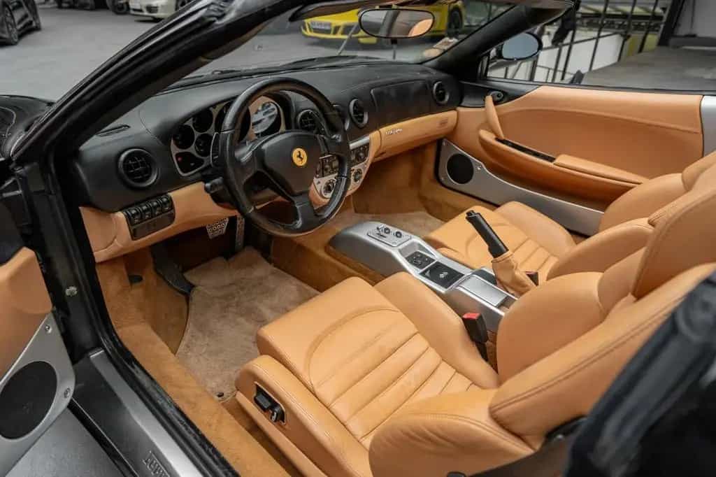 Ferrari 360 Modena Spider *Black/Tan* 01/2004-photo-25