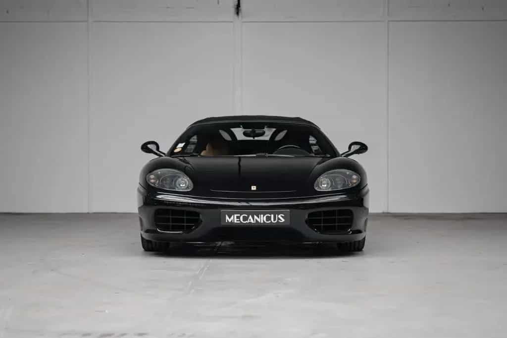 Ferrari 360 Modena Spider *Black/Tan* 01/2004-photo-3