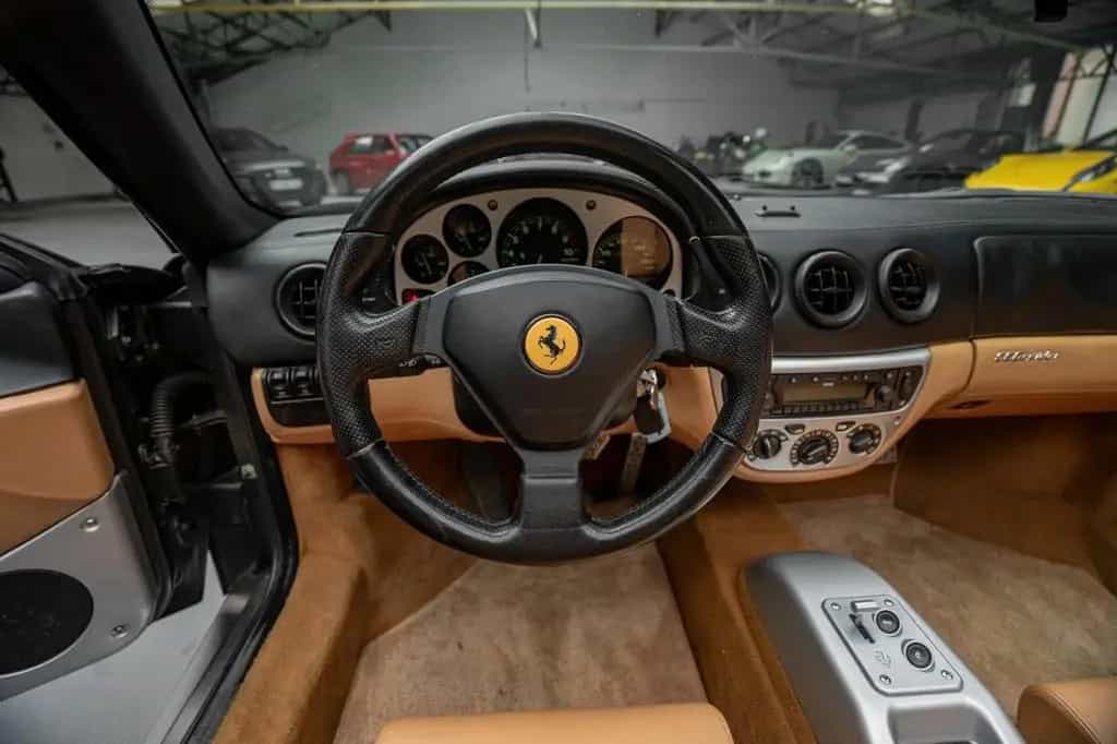 Ferrari 360 Modena Spider *Black/Tan* 01/2004-photo-34