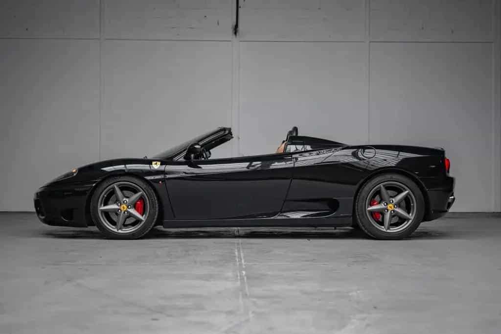 Ferrari 360 Modena Spider *Black/Tan* 01/2004-photo-7