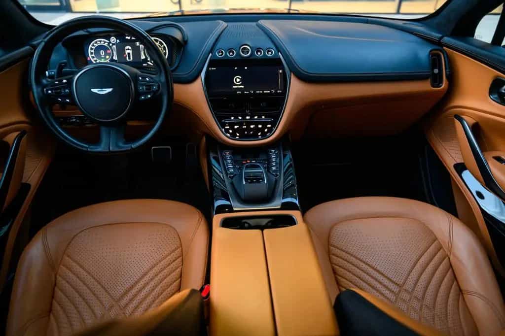 Aston Martin DBX 4.0 V8 01/2022-photo-11