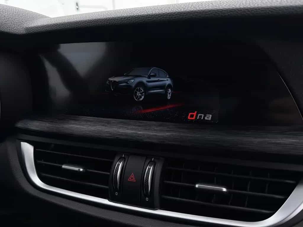 Alfa Romeo Stelvio Super Veloce Q4+LEDER+NAVI+XENON+20 Zoll 08/2021-photo-25
