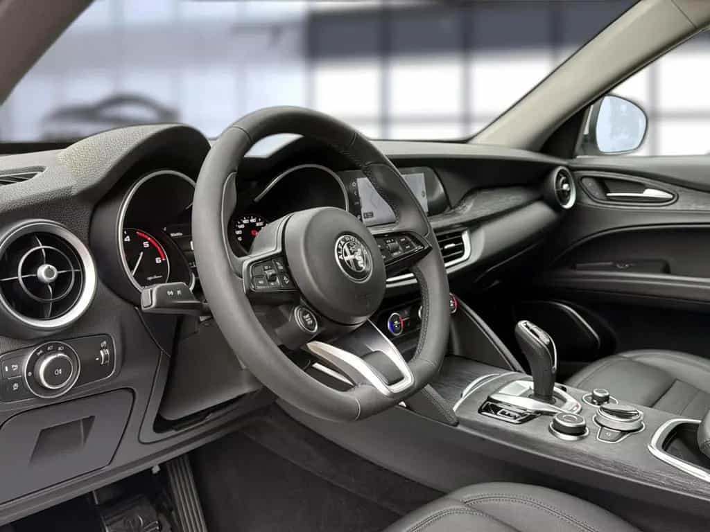 Alfa Romeo Stelvio Super Veloce Q4+LEDER+NAVI+XENON+20 Zoll 08/2021-photo-6