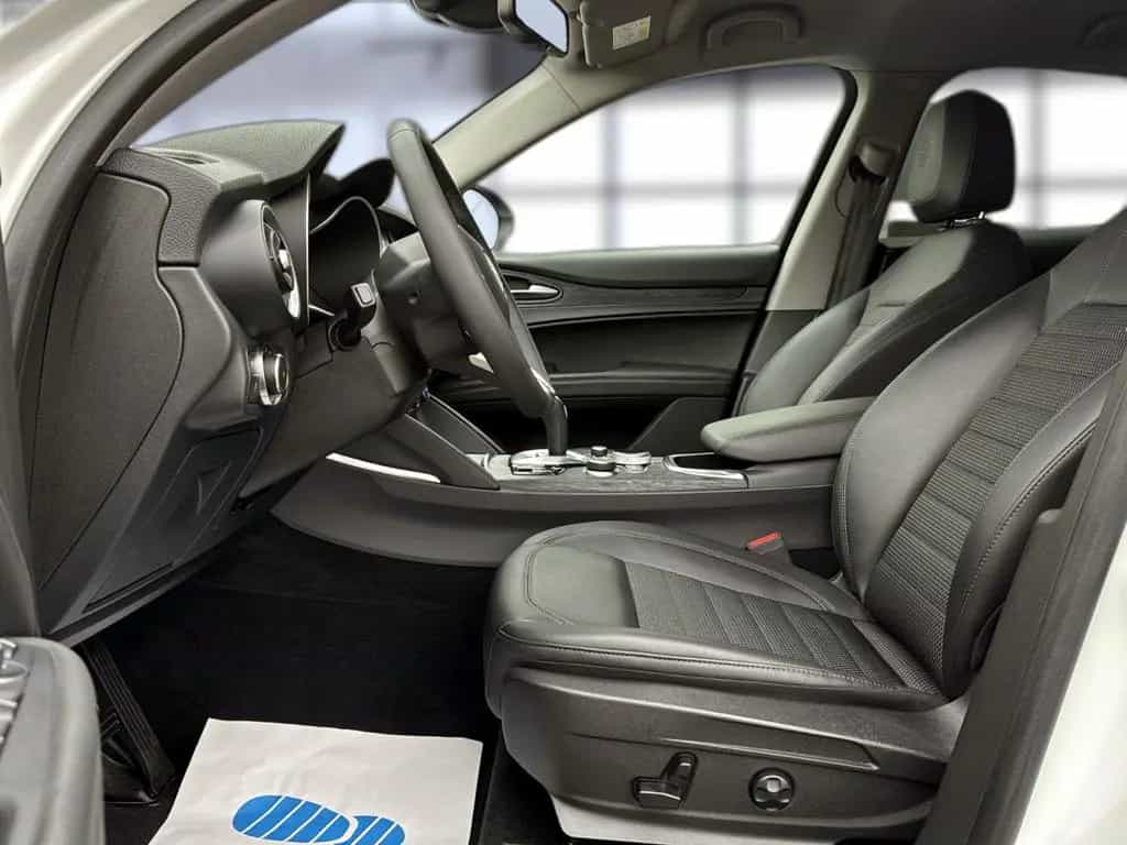 Alfa Romeo Stelvio Super Veloce Q4+LEDER+NAVI+XENON+20 Zoll 08/2021-photo-7