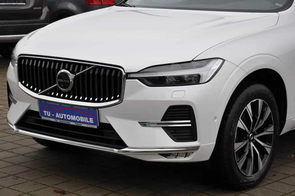 Volvo XC60 B4 Inscription AHK-ACC-PANO-STANDHZ-360°CAM 08/2022-photo-10
