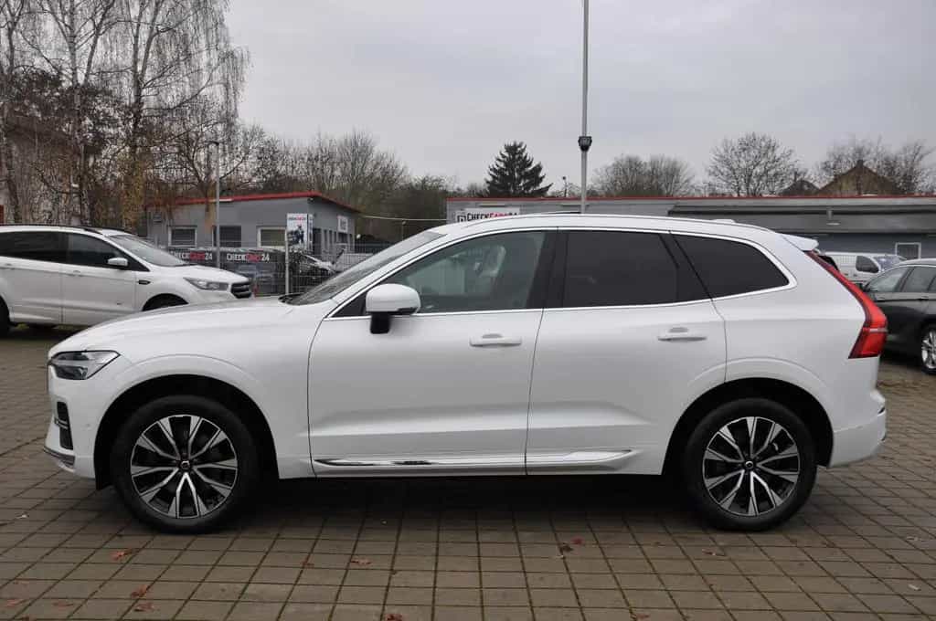 Volvo XC60 B4 Inscription AHK-ACC-PANO-STANDHZ-360°CAM 08/2022-photo-6