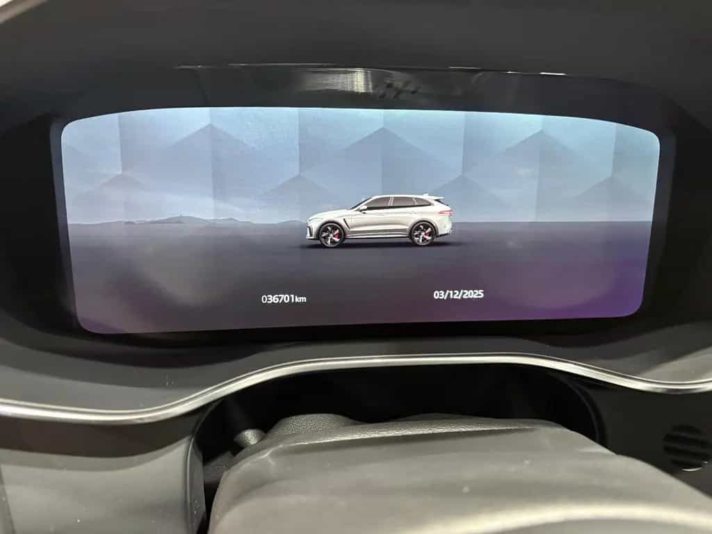 Jaguar F-Pace P550 SVR, Pano, Meridian, AHK, 22 Zoll 07/2021-photo-11