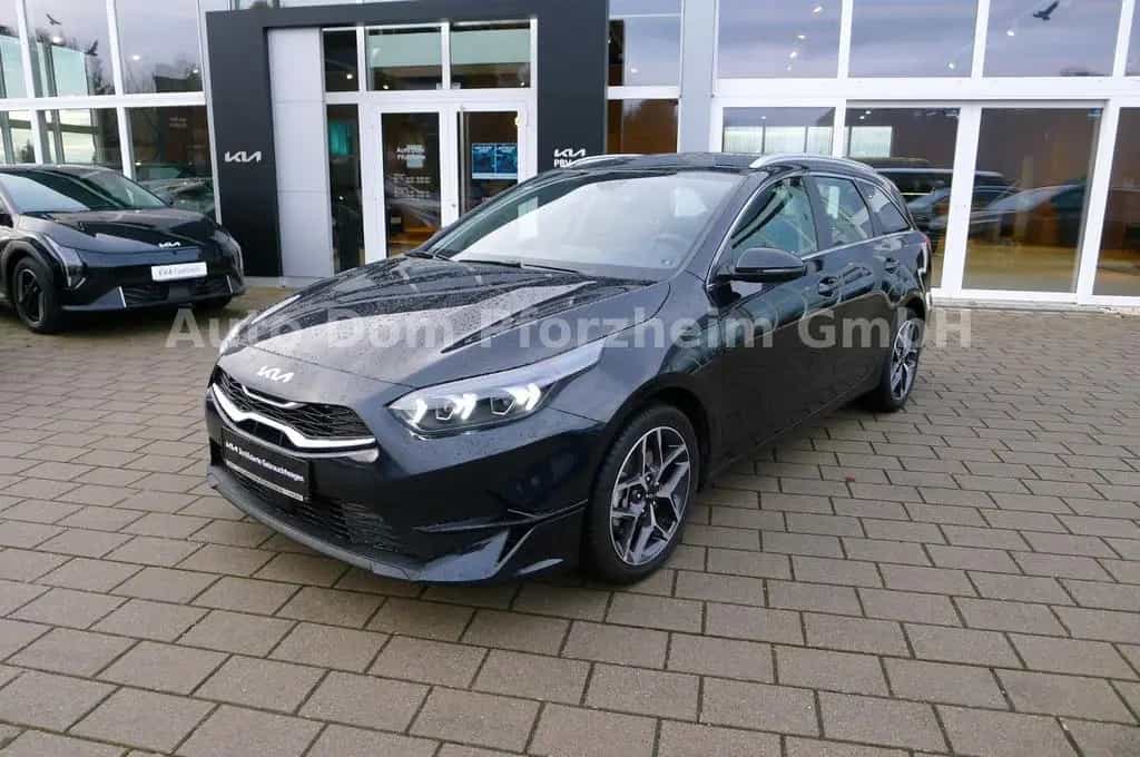 Kia Ceed SW 1,5T DCT Spirit /UVO/NAVI 11/2024-photo-0