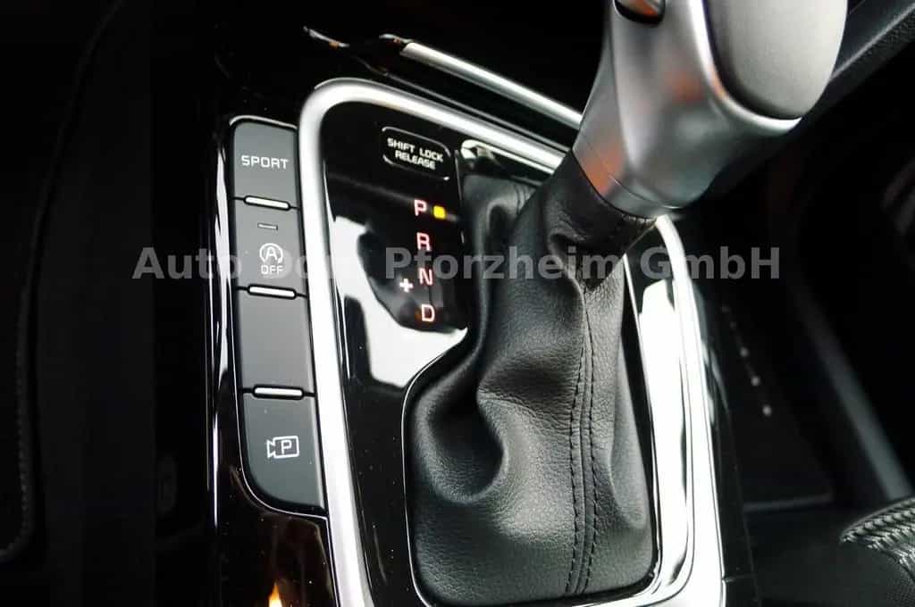 Kia Ceed SW 1,5T DCT Spirit /UVO/NAVI 11/2024-photo-16