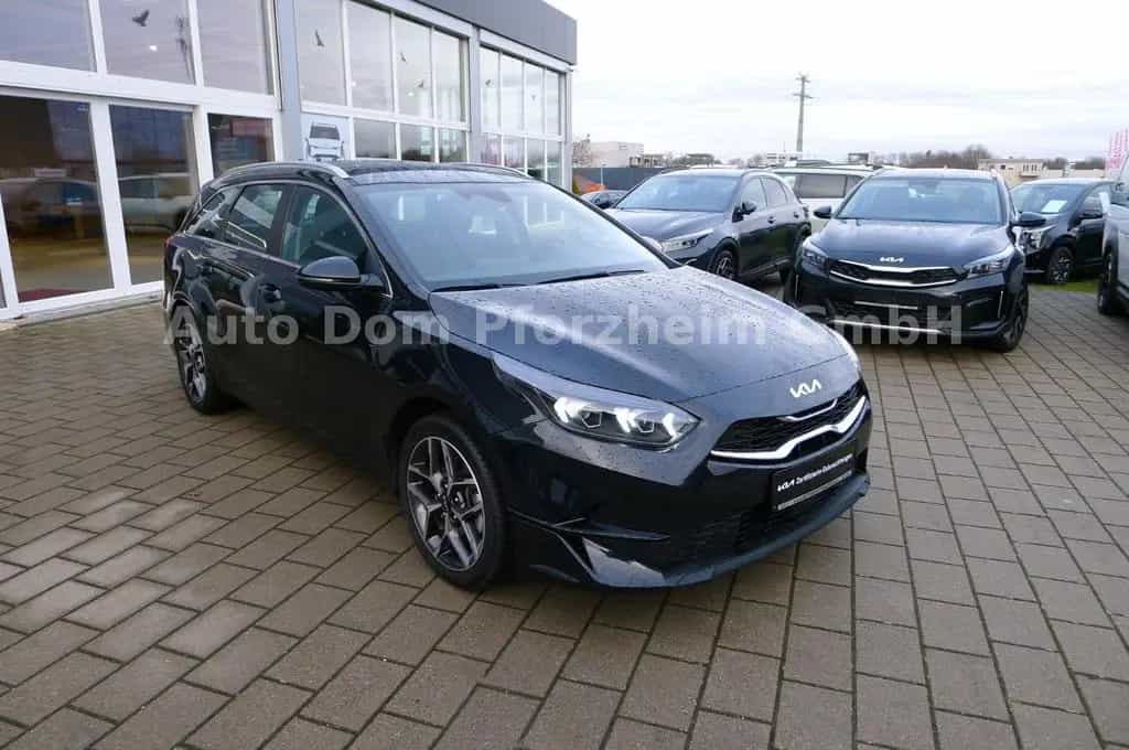 Kia Ceed SW 1,5T DCT Spirit /UVO/NAVI 11/2024-photo-2