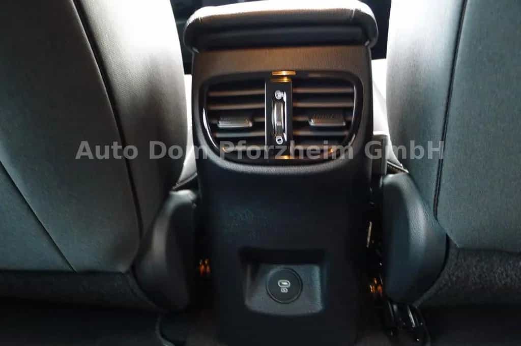Kia Ceed SW 1,5T DCT Spirit /UVO/NAVI 11/2024-photo-9