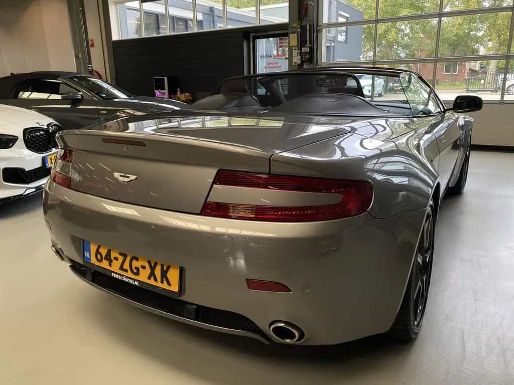Aston Martin V8 Vantage Roadster 4.3 V8 Sportshift Cabrio, Le 02/2008-photo-4