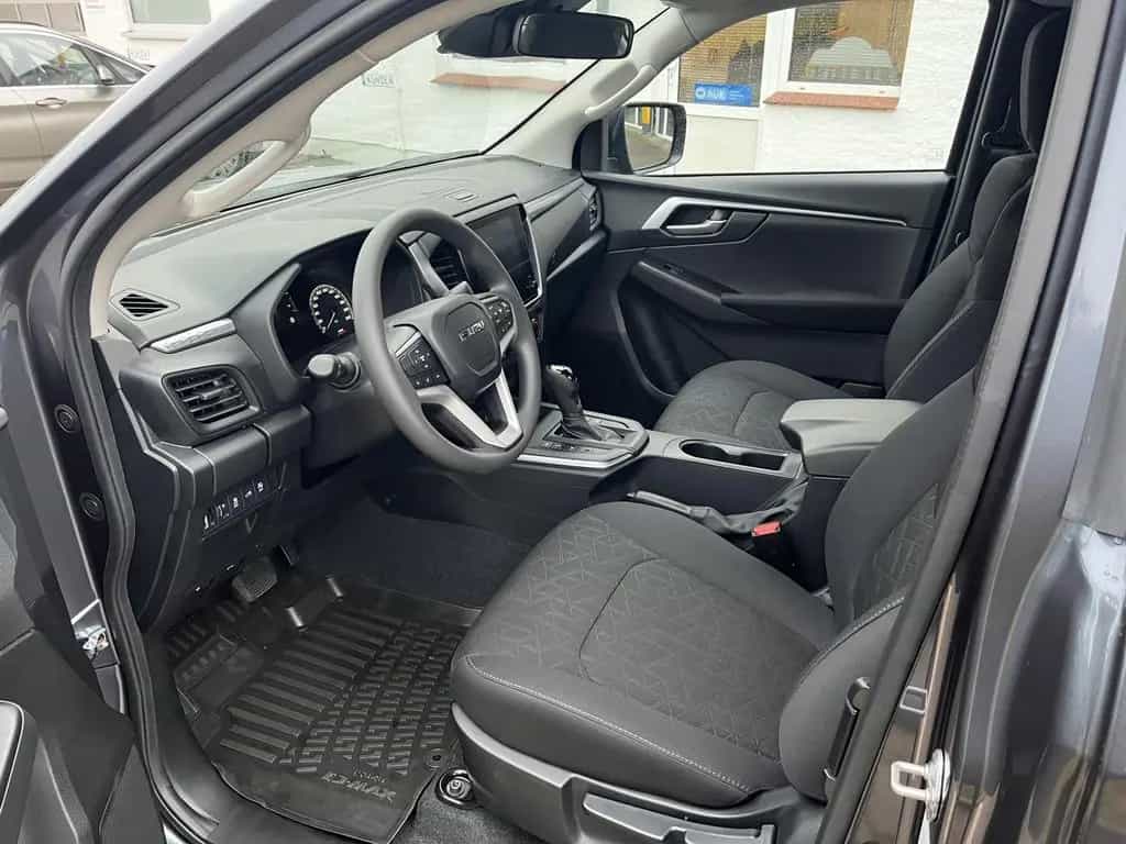 Isuzu Space Cab 4WD LS Automatik null-photo-10