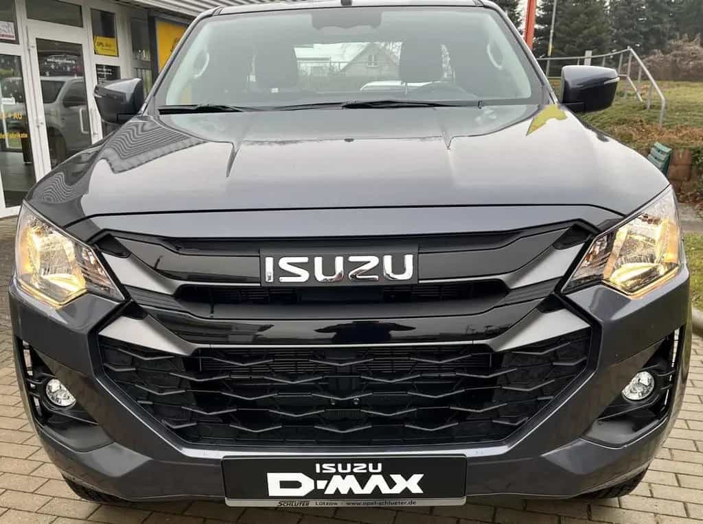 Isuzu Space Cab 4WD LS Automatik null-photo-2